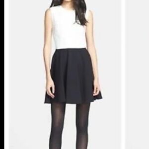 Diane Von Furstenberg Color Block Fit n Flare Jeanne WH/BK Dress | Sz 6